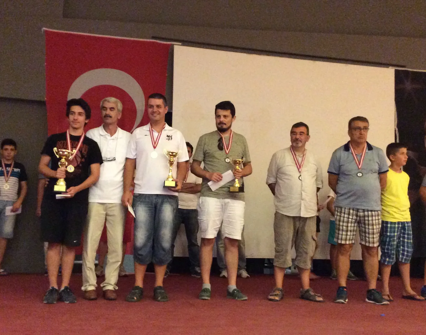 Category A winners at the 9th Yaz Satranç Turnuvası in Ayvalik 2016.