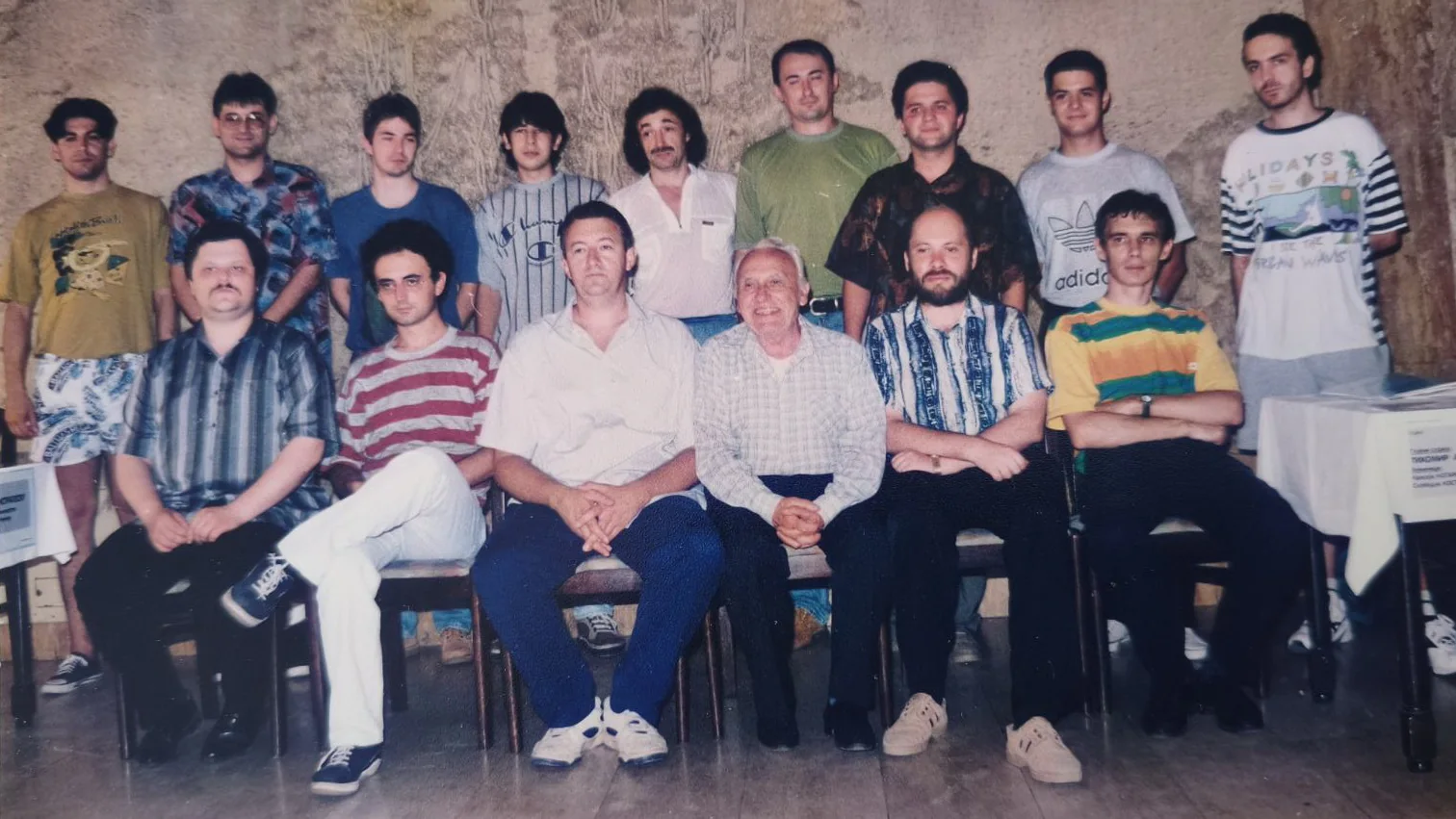 Players and the arbiter at the Veljko Komljenović Memorial Grandmaster tournament in Novi Sad 1998
