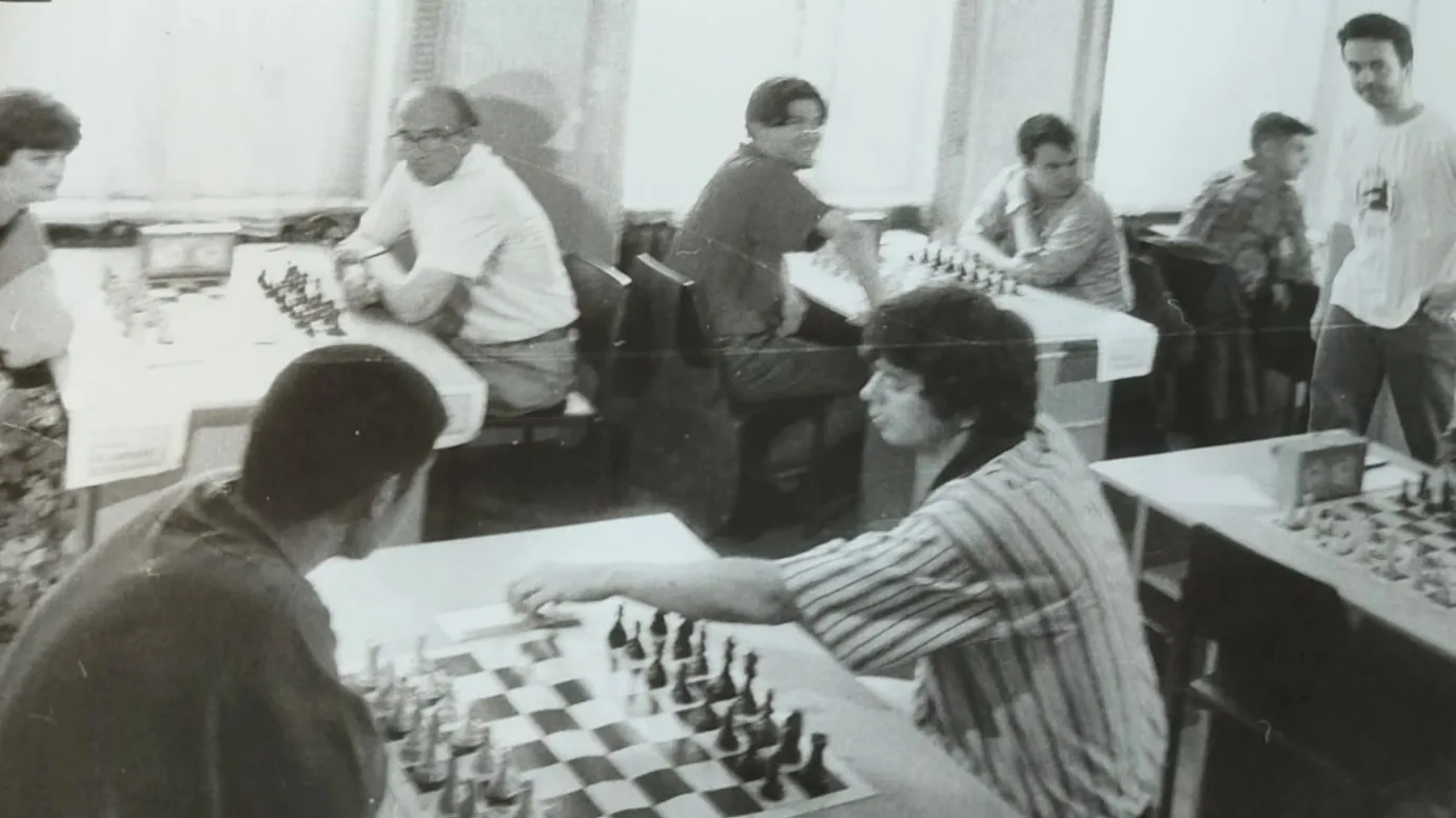 A scene from the tournament hall in Novi Sad 1997